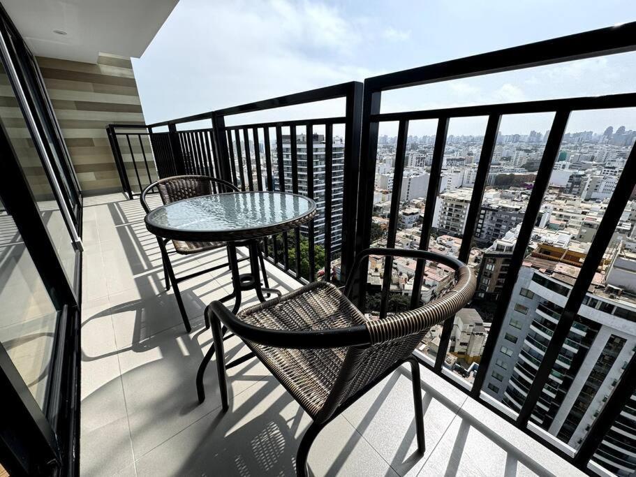 Luxury Apartment With Sky & Ocean View Lima Exterior photo